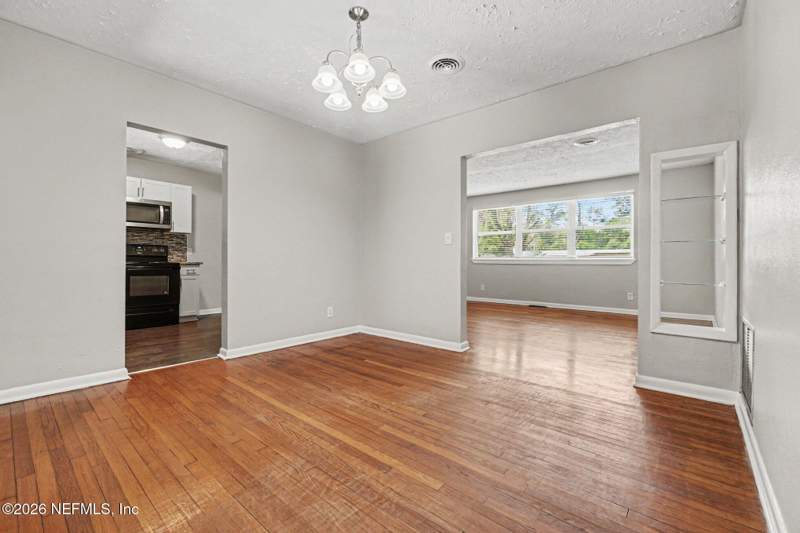 3 bedroom Single Family Residence at 3923 Cobalt Avenue, Cedar Hill Estates, Jacksonville — photo 4