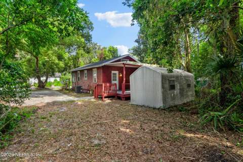 2121 Flesher Avenue, Jacksonville FL - photo 11 of 47