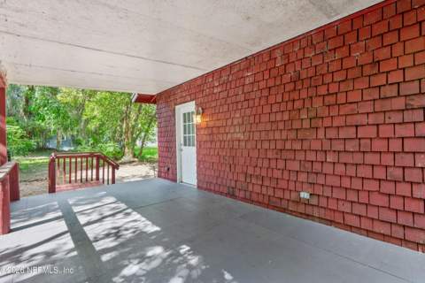 2121 Flesher Avenue, Jacksonville FL - photo 13 of 47