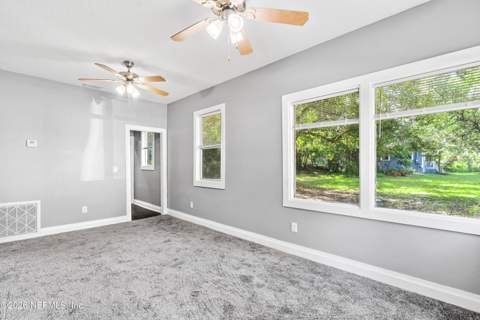 2121 Flesher Avenue, Jacksonville FL - photo 16 of 47