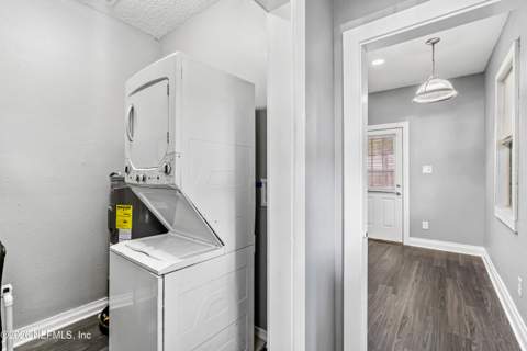 2121 Flesher Avenue, Jacksonville FL - photo 17 of 47