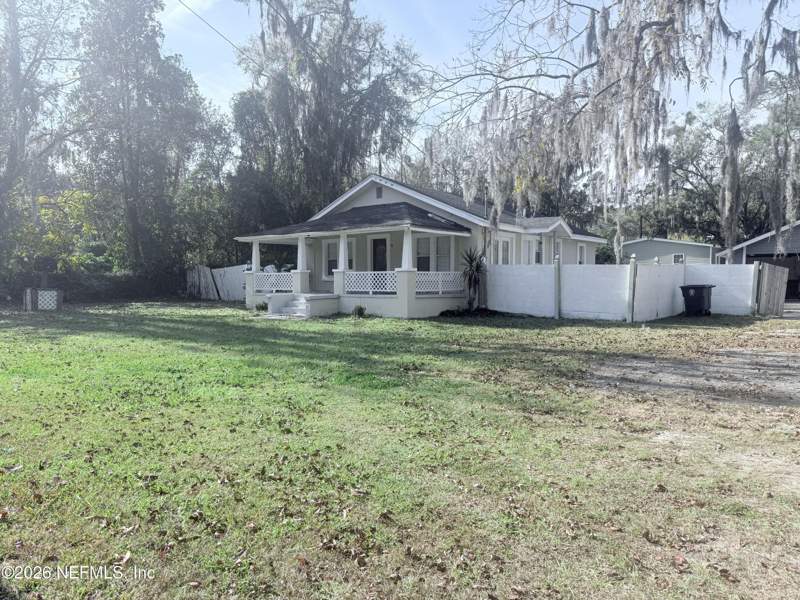 3 bedroom Single Family Residence at 10728 Old Kings Road, Dinsmore, Jacksonville — photo 2