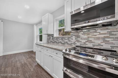 7220 Hielo Drive, Jacksonville FL - photo 20 of 47