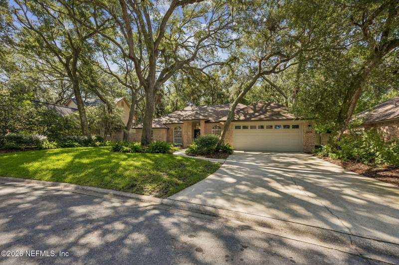3 bedroom Single Family Residence at 2010 Marye Brant Loop, Secluded Woods, Neptune Beach — photo 3