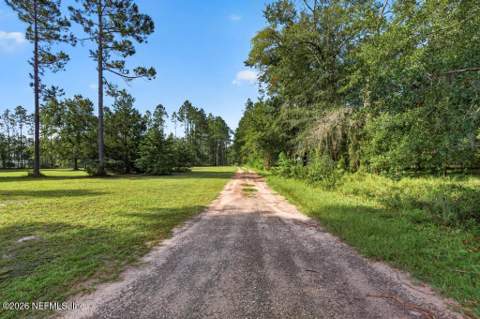 15561 County Road 108, Hilliard FL - photo 15 of 90