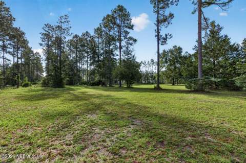 15561 County Road 108, Hilliard FL - photo 18 of 90