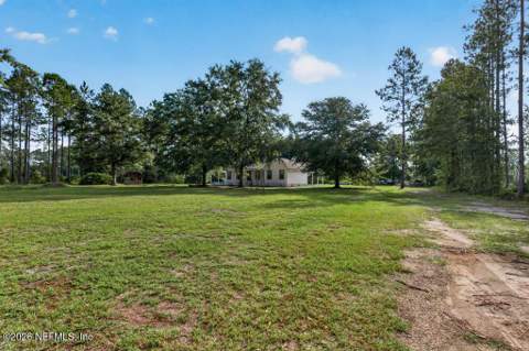 15561 County Road 108, Hilliard FL - photo 21 of 90