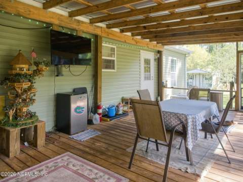 5835 Lisa Lynn Lane, Keystone Heights FL - photo 7 of 46