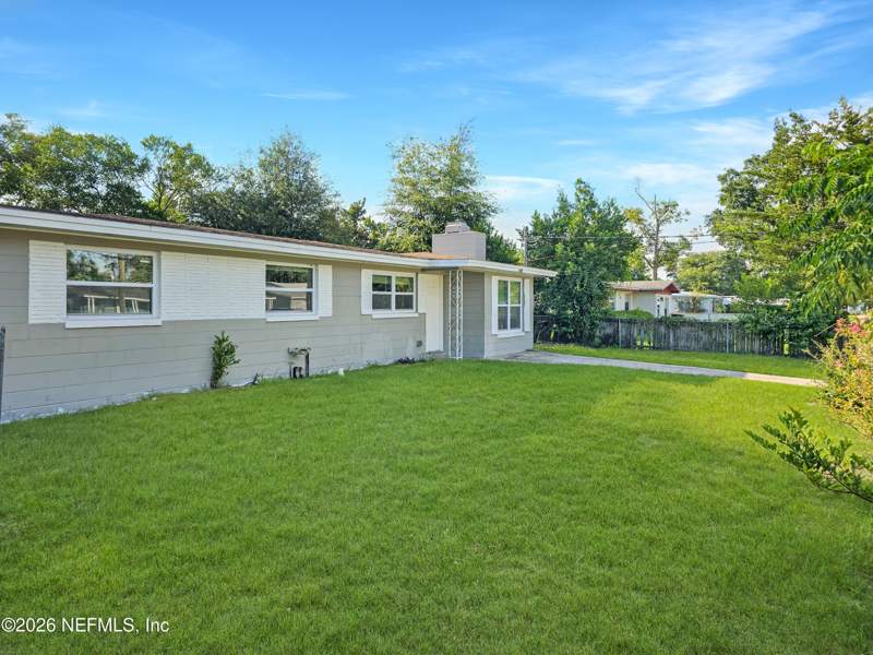 3 bedroom Single Family Residence at 5638 Corvair Avenue, Oak Hill, Jacksonville — photo 2