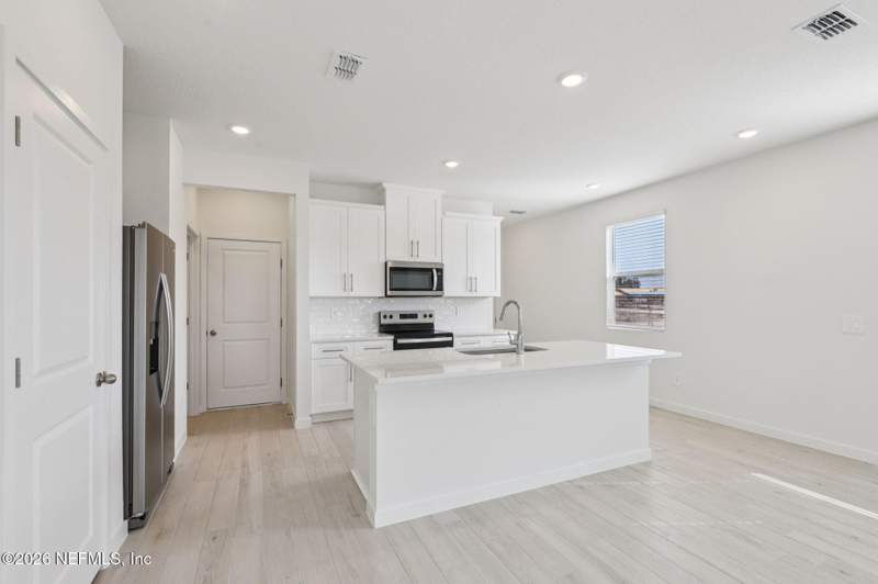 3 bedroom Townhouse at 3746 Cairo Way, District at Oakleaf Village, Middleburg — photo 4