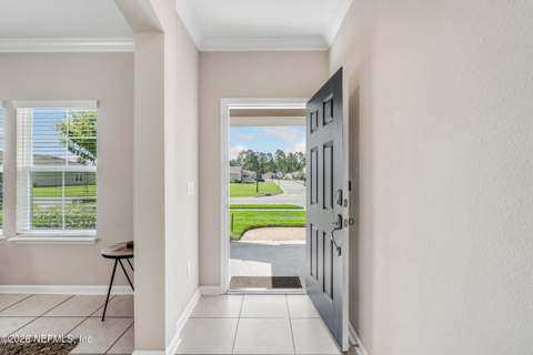 9803 Ansley Lake Drive, Jacksonville FL - photo 7 of 49