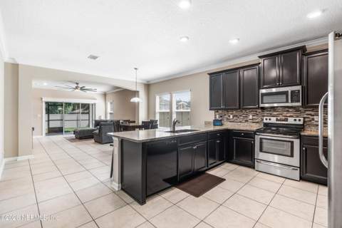 9803 Ansley Lake Drive, Jacksonville FL - photo 14 of 49