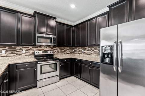 9803 Ansley Lake Drive, Jacksonville FL - photo 13 of 49