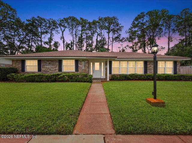 3386 PICKWICK Drive