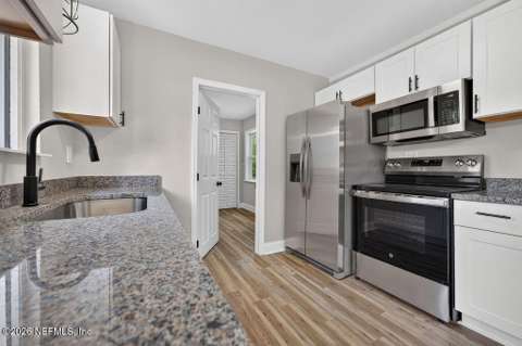 1172 Woodruff Avenue, home for sale on Woodruff Avenue