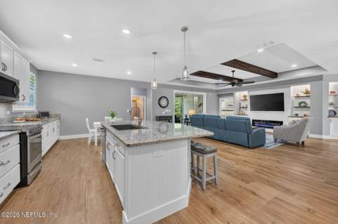 3806 Hammock Bluff Drive, Jacksonville FL - photo 23 of 70
