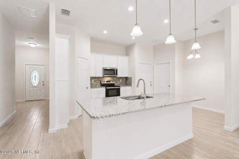 6117 Patriots Landing Lane, Jacksonville FL - photo 15 of 32