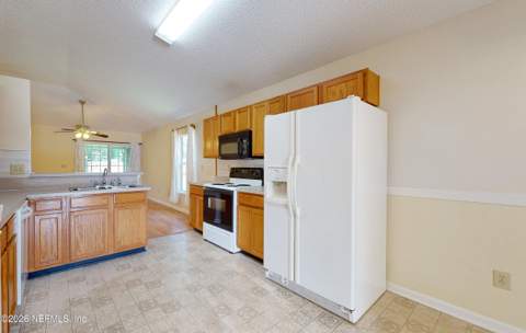 1790 Dartmouth Drive, Middleburg FL - photo 9 of 38