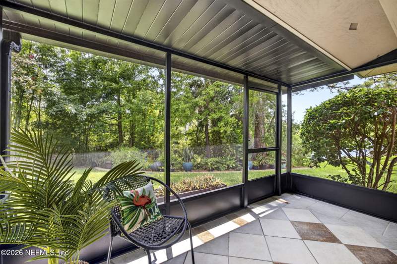 3 bedroom Single Family Residence at 9340 ARBOLITA Way, Las Casas Baymeadows, Jacksonville — photo 2