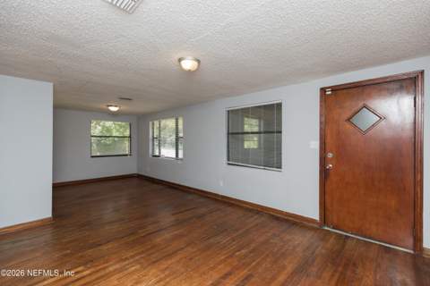 1598 W 33rd Street, Jacksonville FL - photo 9 of 32