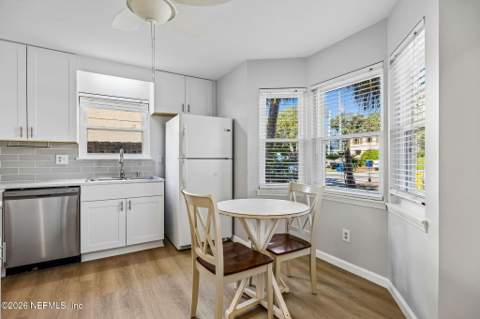 2734B Ocean Drive, Fernandina Beach FL - photo 6 of 28