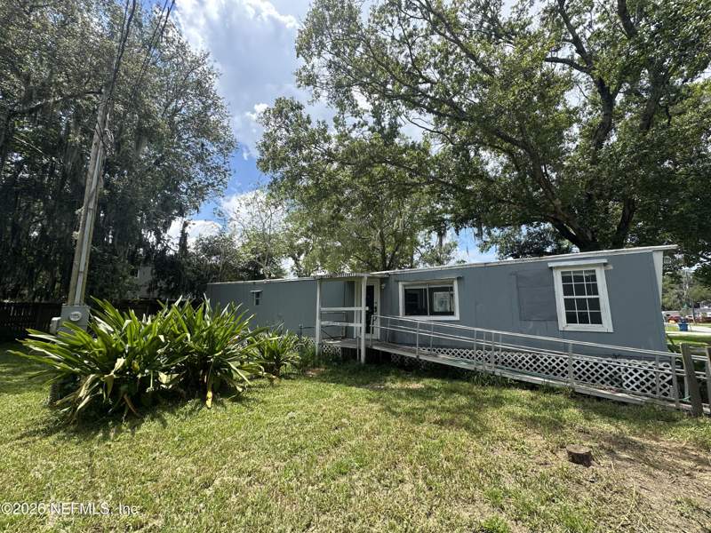 2 bedroom Manufactured Home at 8710 Cocoa Avenue, Oakwood Villa Ests, Jacksonville — photo 4