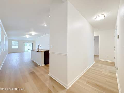 9018 Kipper Drive, Jacksonville FL - photo 8 of 41