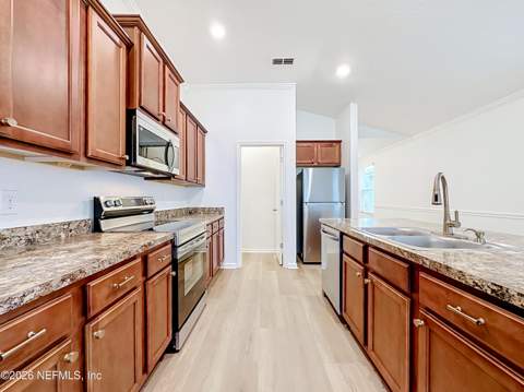 9018 Kipper Drive, Jacksonville FL - photo 12 of 41