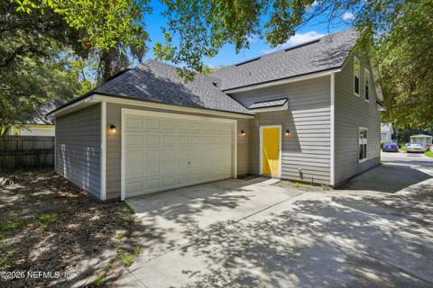 2152 Sessions Lane, Jacksonville FL - photo 7 of 32