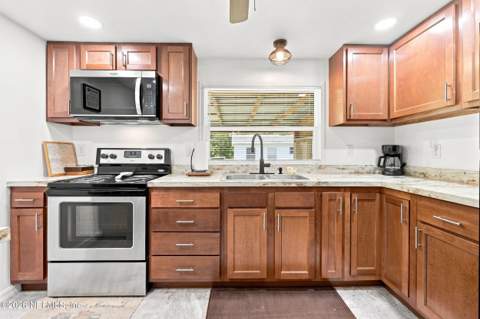 113 Waterside Avenue, Satsuma FL - photo 12 of 71