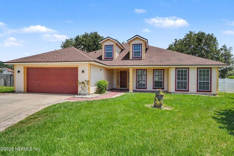 5 bedroom Single Family Residence at 9210 Hawks Point Drive, Chimney Lakes, Jacksonville — photo 2