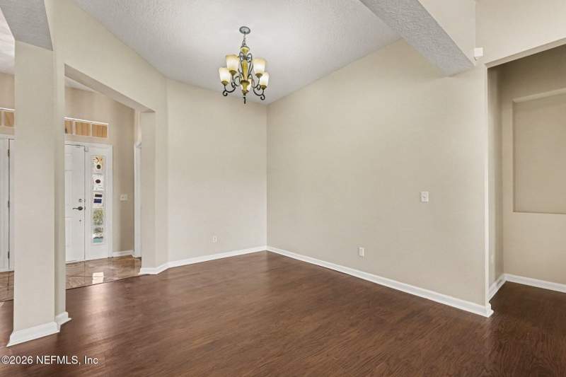 5 bedroom Single Family Residence at 9210 Hawks Point Drive, Chimney Lakes, Jacksonville — photo 4