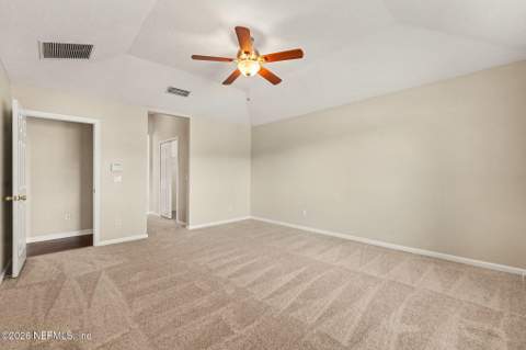 9210 Hawks Point Drive, Jacksonville FL - photo 15 of 35