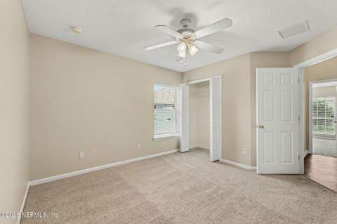 9210 Hawks Point Drive, Jacksonville FL - photo 22 of 35