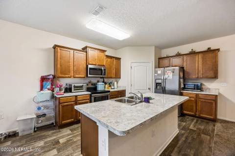 2040 Pebble Point Drive, Green Cove Springs FL - photo 11 of 54