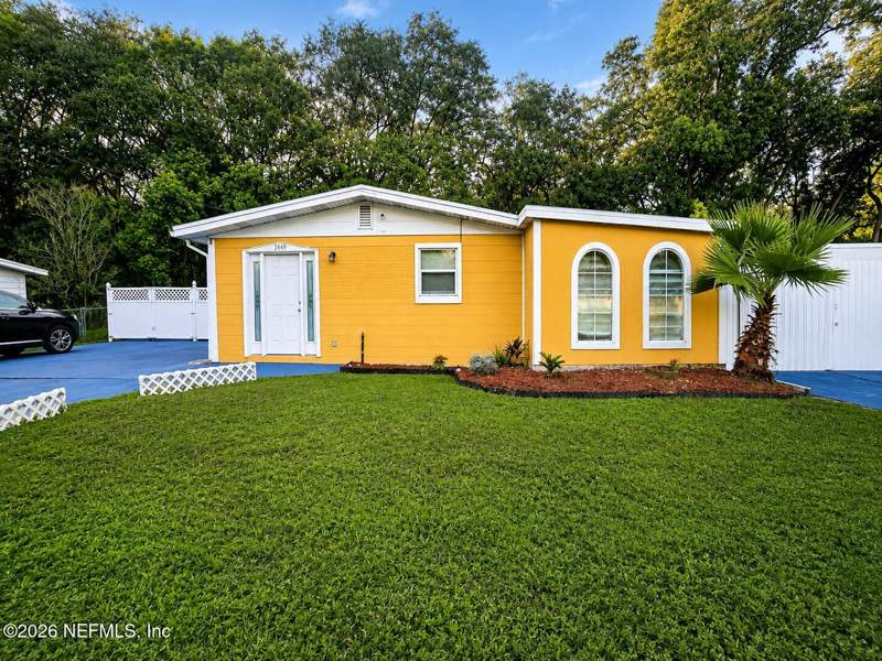3 bedroom Single Family Residence at 2449 Lane Avenue, Cedar Hills Estates, Jacksonville — photo 2