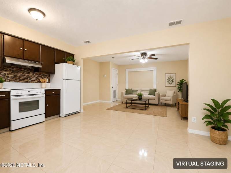 3 bedroom Single Family Residence at 2449 Lane Avenue, Cedar Hills Estates, Jacksonville — photo 4