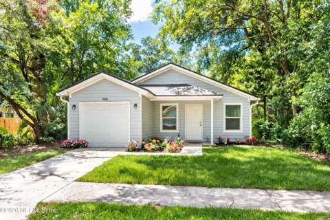 1560 W 30Th Street, home for sale on W 30Th Street