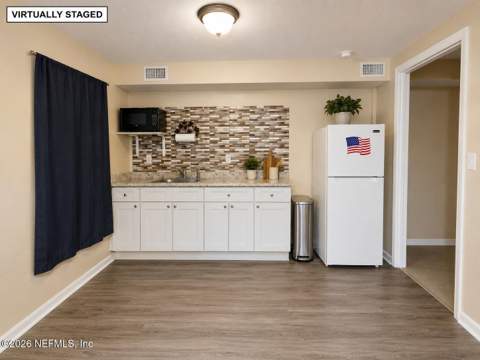 2449 Lane Avenue, Jacksonville FL - photo 15 of 20