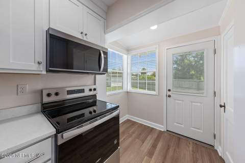 5419 Ortega Forest Drive, Jacksonville FL - photo 15 of 27