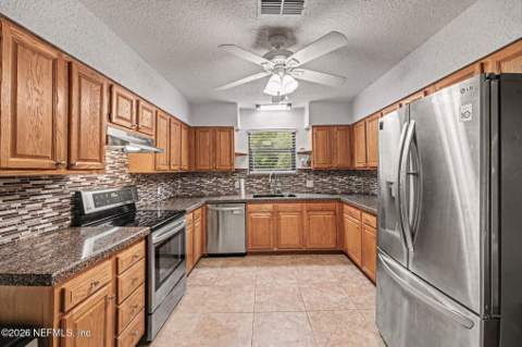 4059 Inglewood Drive, Middleburg FL - photo 13 of 32