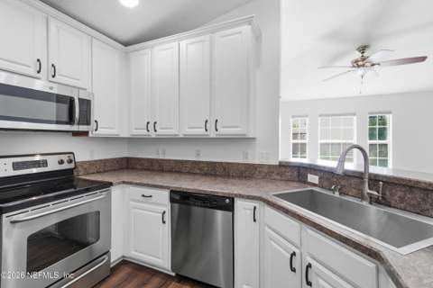 165 Jardin De Mer Place, Jacksonville Beach FL - photo 19 of 44