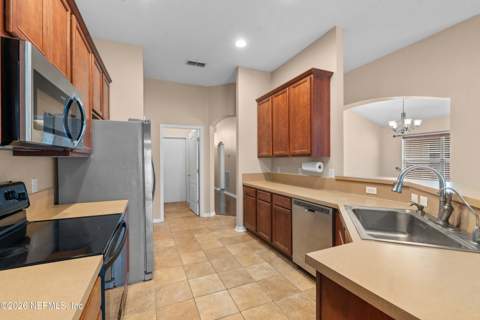 274 Brookchase Lane, Jacksonville FL - photo 12 of 30