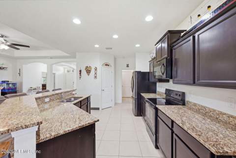 3359 Bradley Creek Parkway, Green Cove Springs FL - photo 8 of 35
