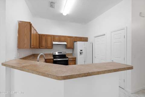 6425 Sarahs View Court, Jacksonville FL - photo 8 of 38