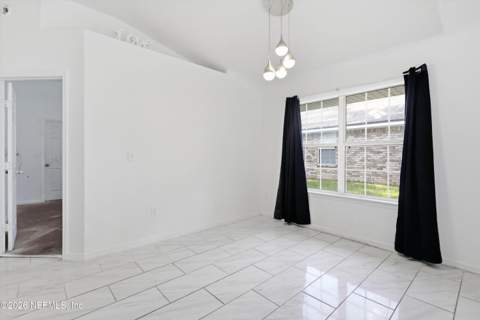 6425 Sarahs View Court, Jacksonville FL - photo 11 of 38