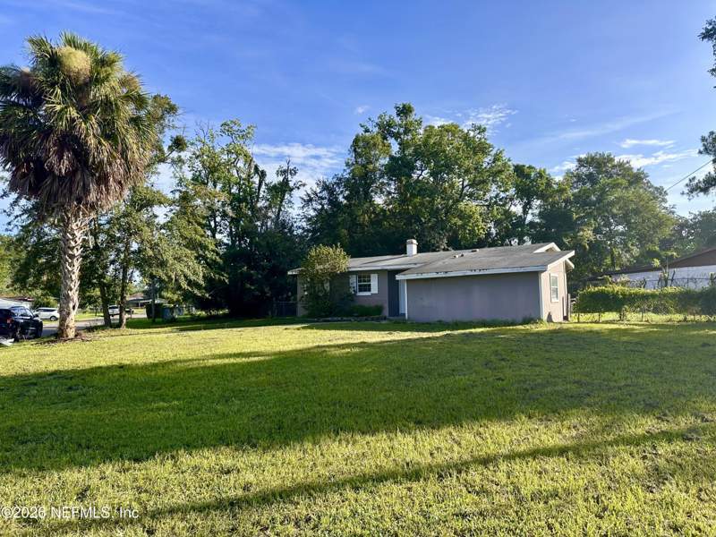 3 bedroom Single Family Residence at 2319 Eudine Drive, Cedar Hills Estates, Jacksonville — photo 3