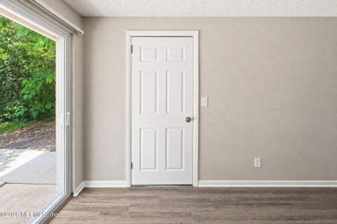 2633 Tulsa Road, Jacksonville FL - photo 16 of 41