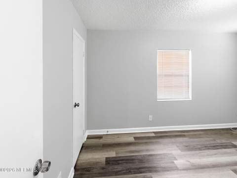 6043 Malcone Lane, Jacksonville FL - photo 21 of 44