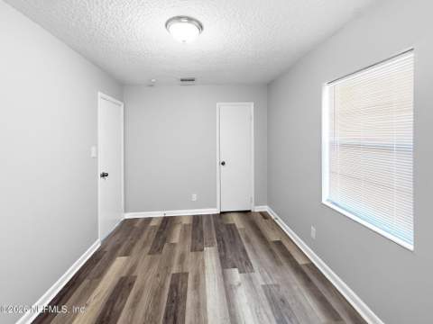 6043 Malcone Lane, Jacksonville FL - photo 23 of 44